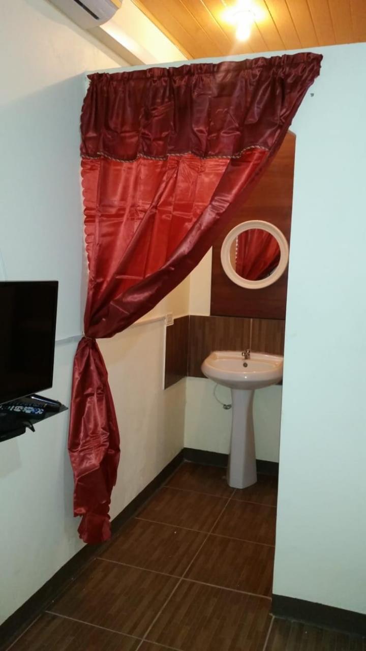 Studio 27 Inn Piarco Εξωτερικό φωτογραφία